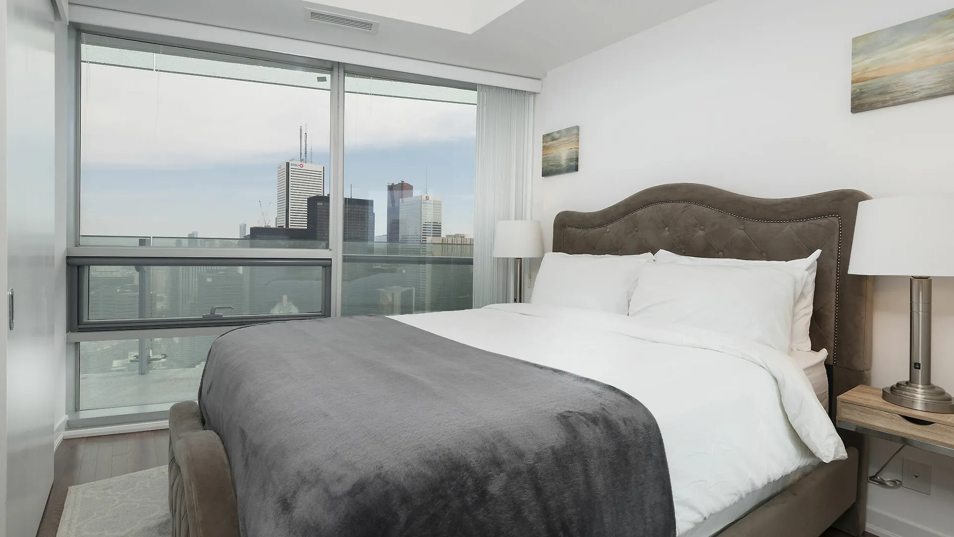 Diamond Vacation Homes - York Street Toronto 4*,