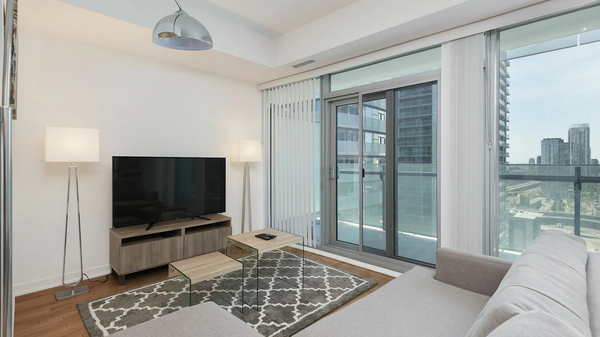 Diamond Vacation Homes - York Street Toronto 4*,