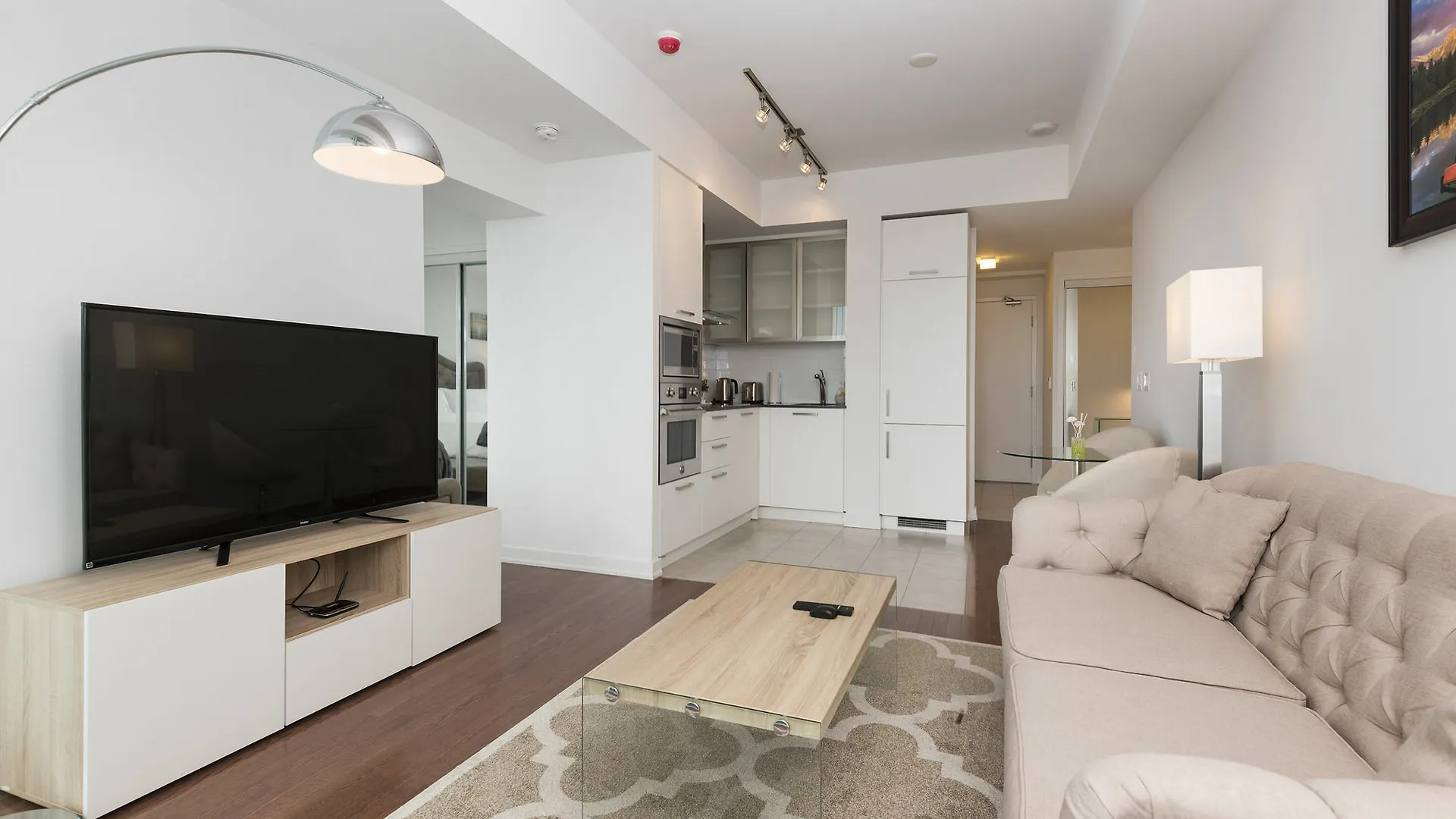 Diamond Vacation Homes - York Street Toronto